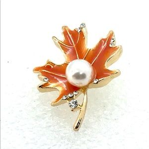 Snap button 20mm Gingersnaps Maple leaf pearl ASN20